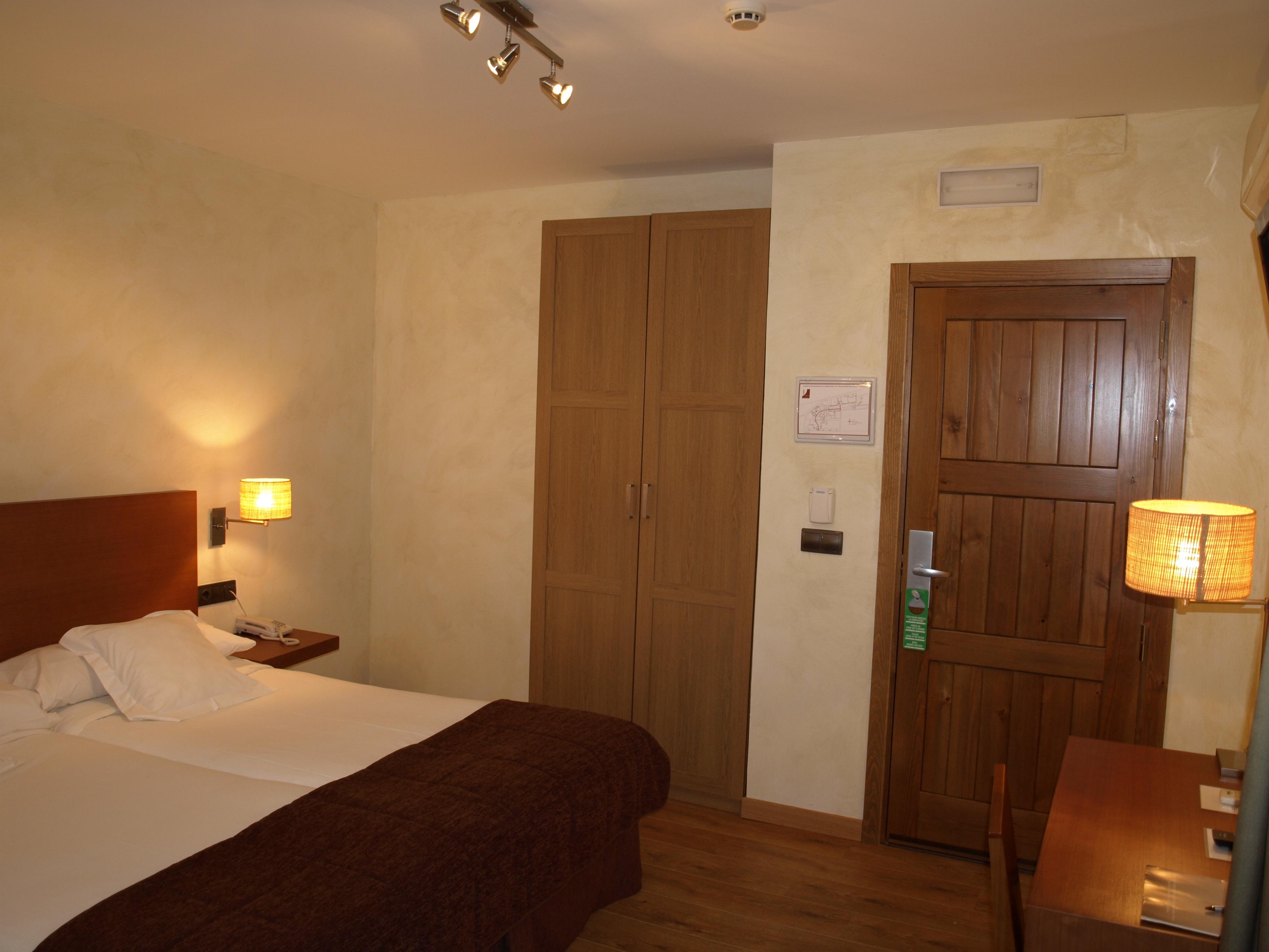Hotel Las Leyendas อาบีลา ภายนอก รูปภาพ