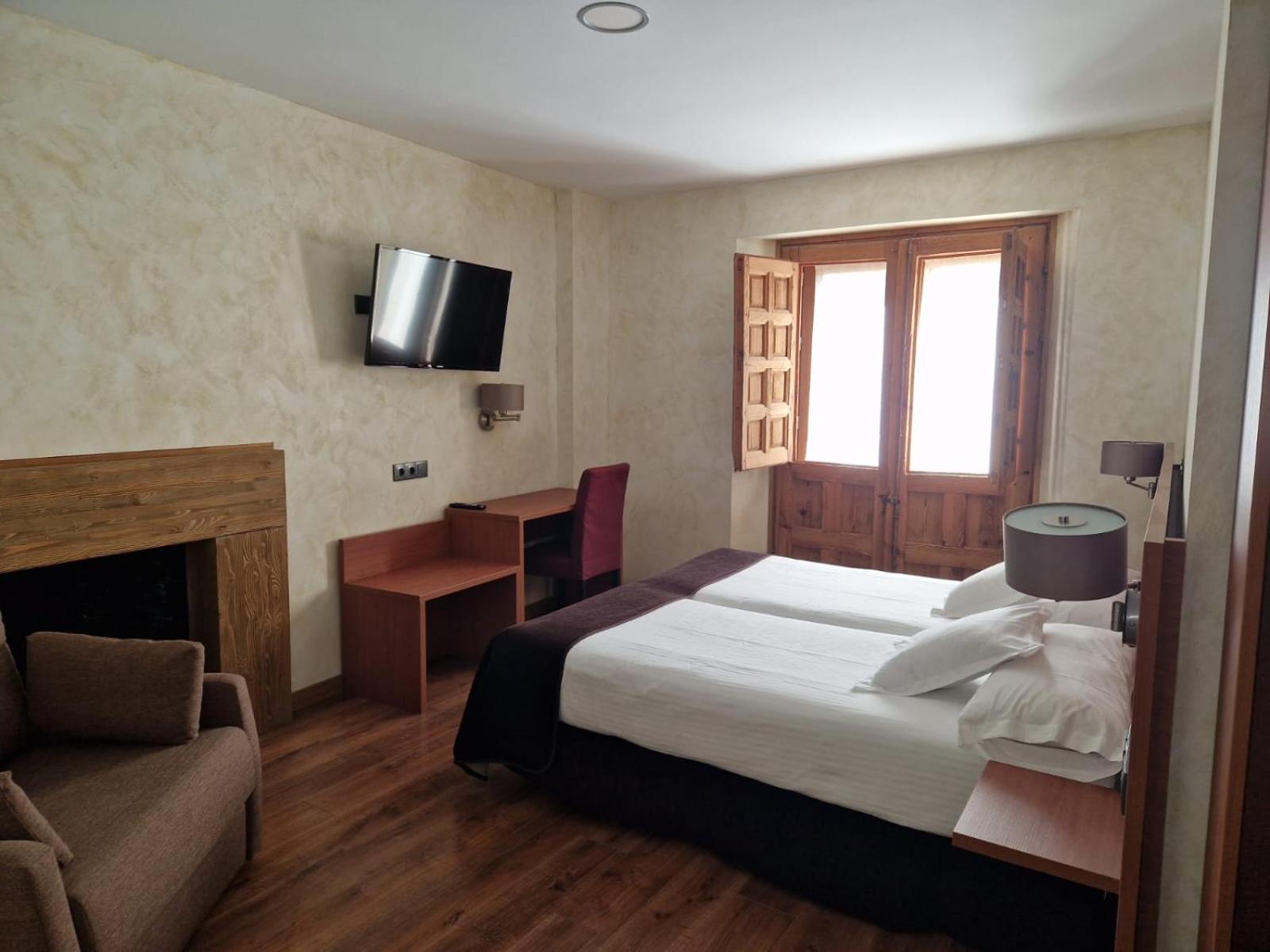 Hotel Las Leyendas อาบีลา ภายนอก รูปภาพ