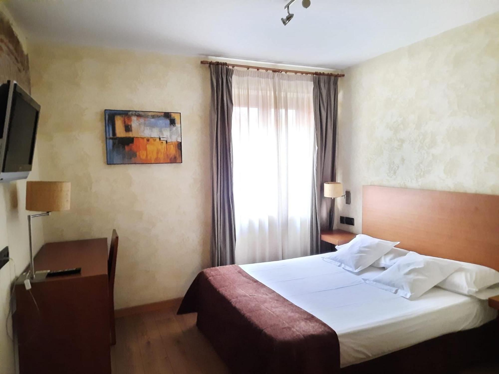 Hotel Las Leyendas อาบีลา ภายนอก รูปภาพ