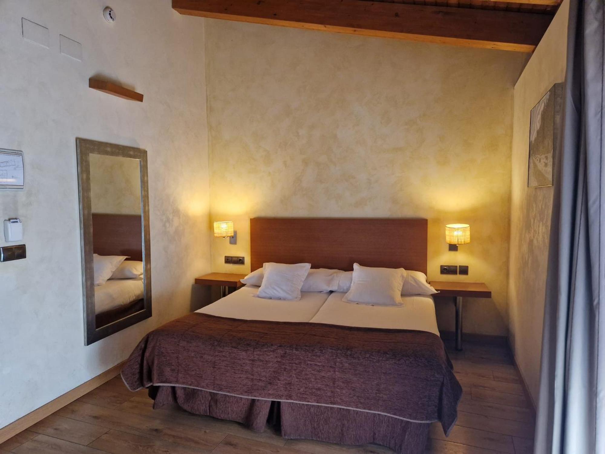 Hotel Las Leyendas อาบีลา ภายนอก รูปภาพ